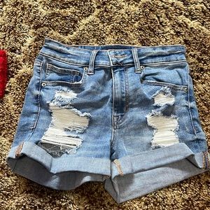 Aeropostale high rise midi jean shorts size 6 medium wash and distressed